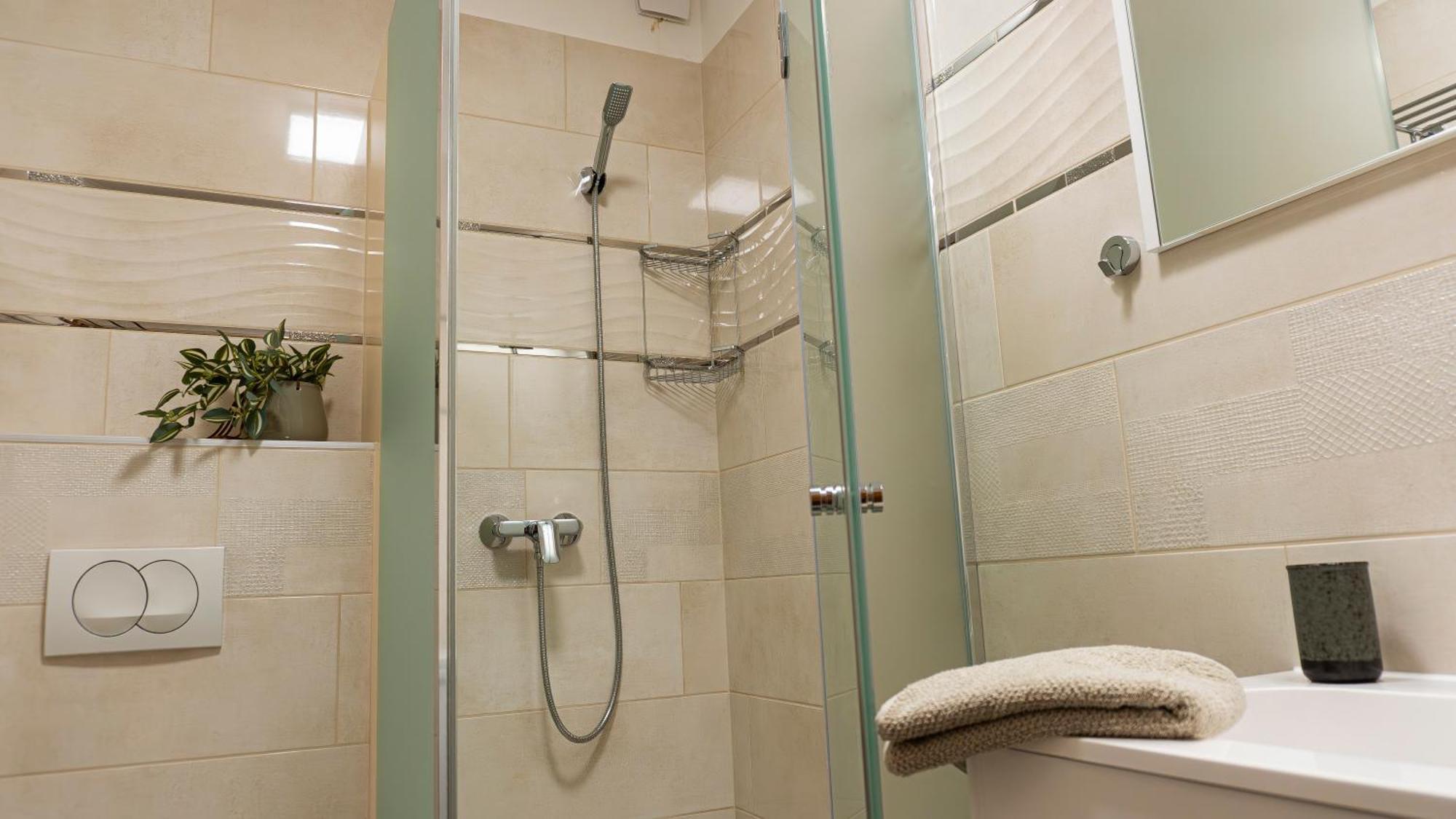 Thermal Irisz Apartman Kiskunhalas Extérieur photo