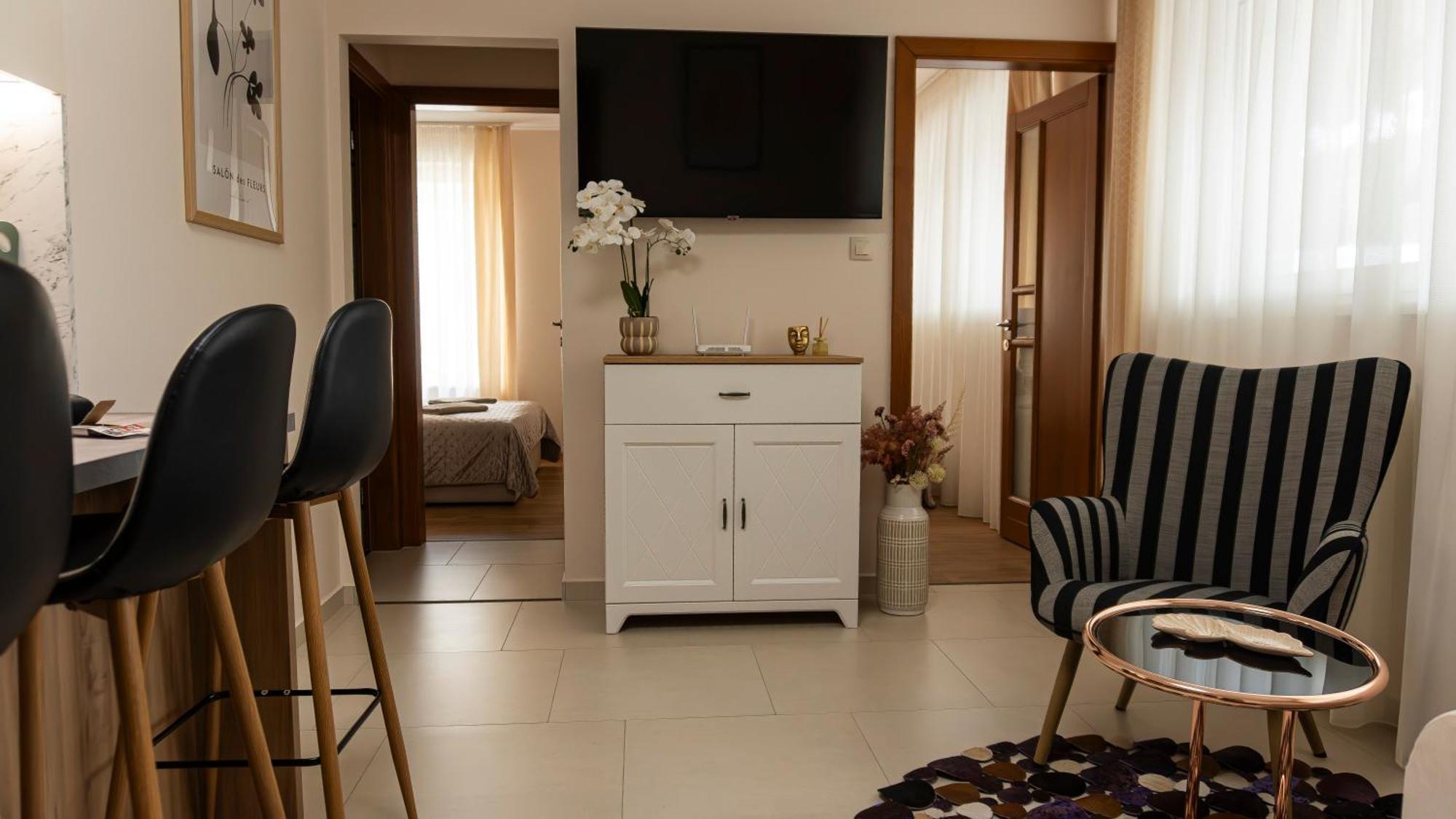 Thermal Irisz Apartman Kiskunhalas Extérieur photo